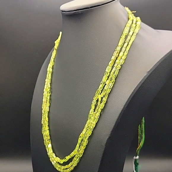 Square Tube 3 Strand 205 Cts Green Prehnite Beaded Natural Gemstone Necklace NEW - Picture 3 of 8